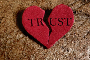 اهمیت اعتماد در رابطه عاطفی